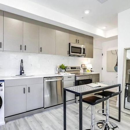 Lux Capitol Hill Vacation Home, In-House Services واشنطن المظهر الخارجي الصورة